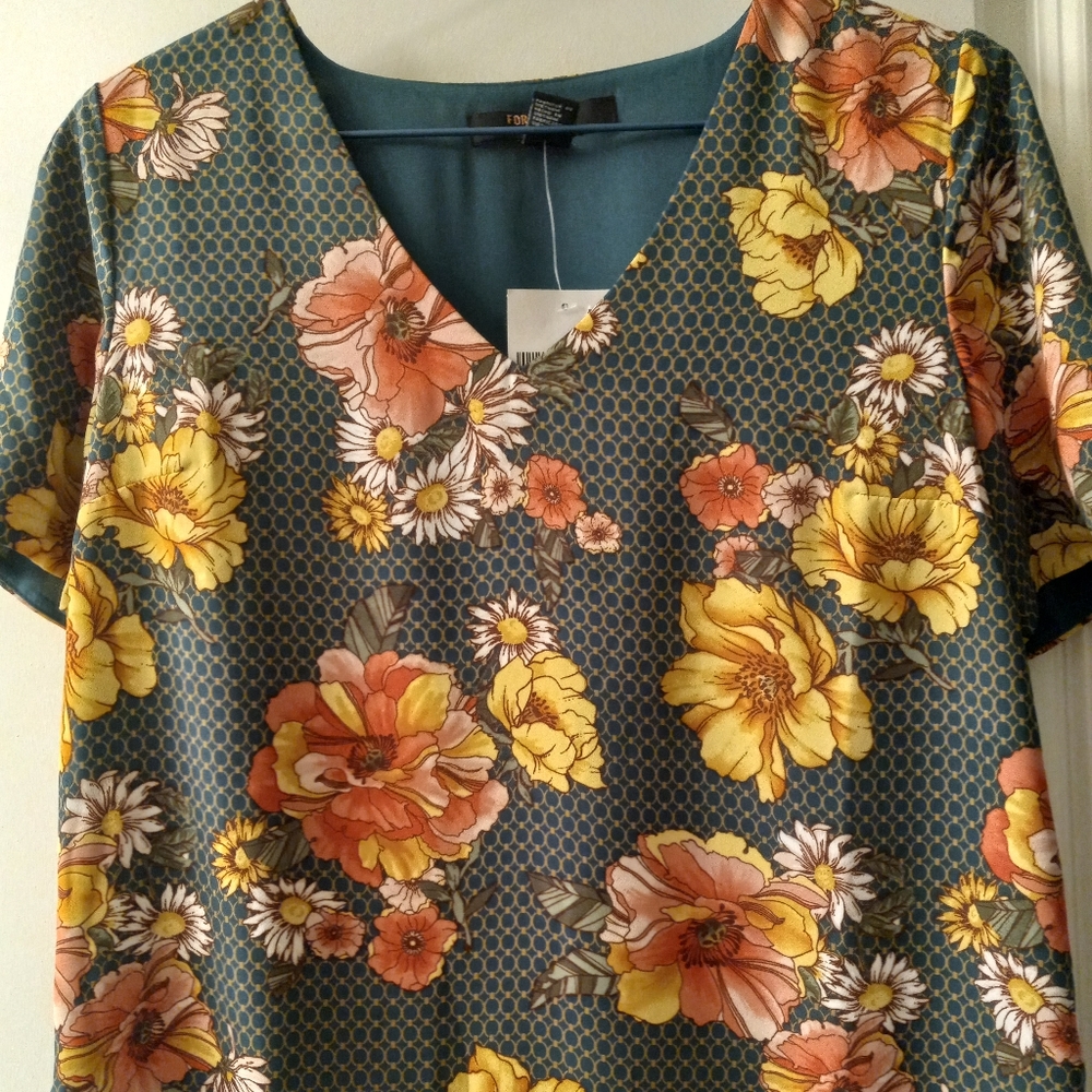Floral short